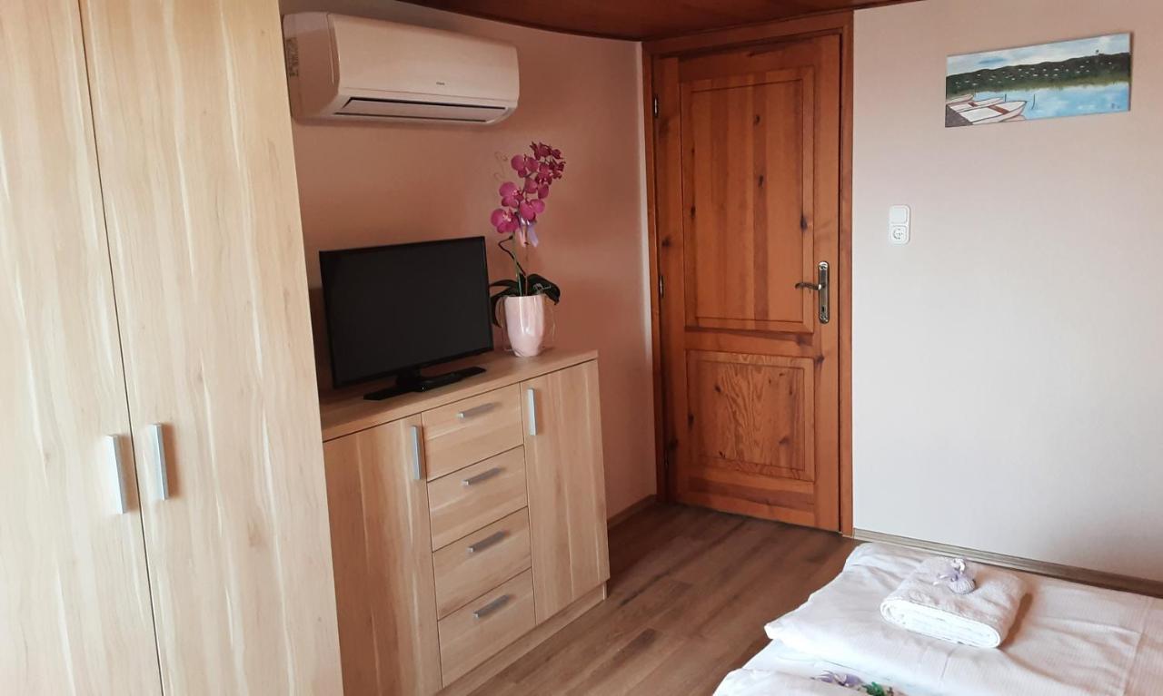 Jazmin Apartman Tihany Extérieur photo
